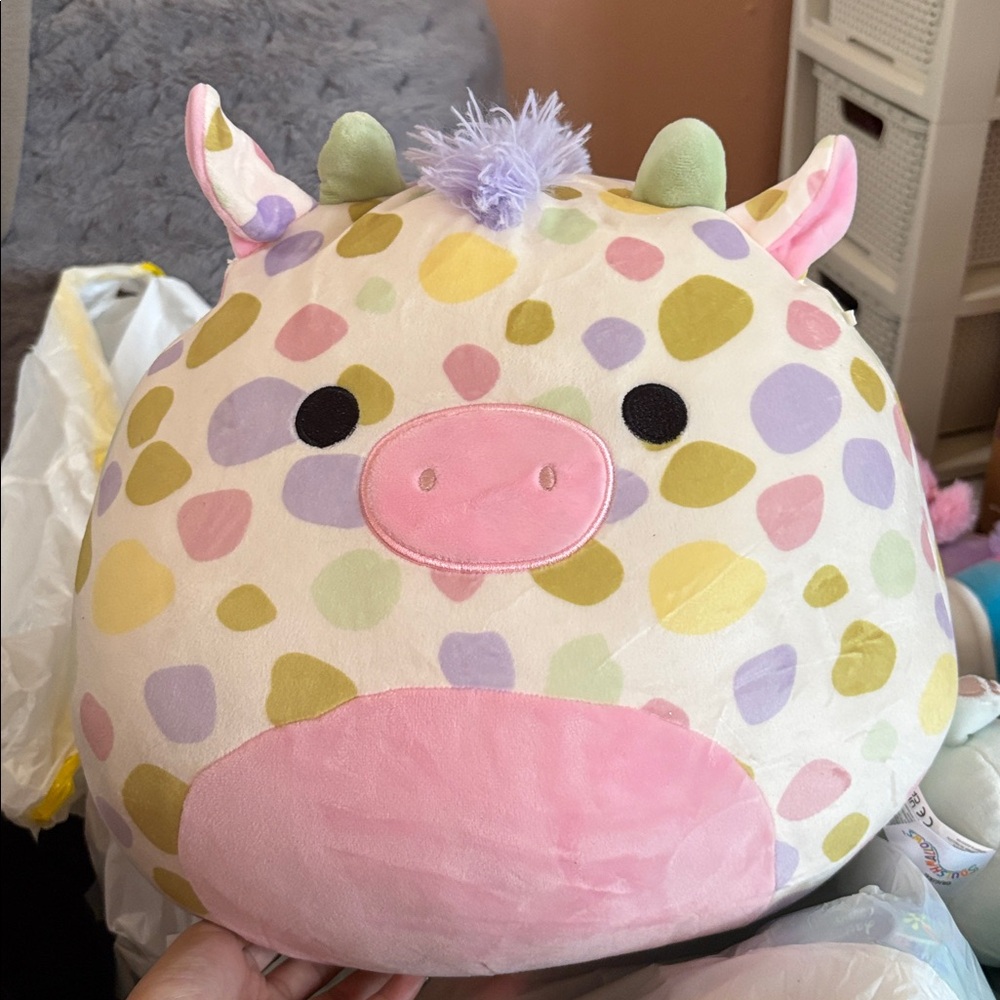 Squishmallows plush giraffe